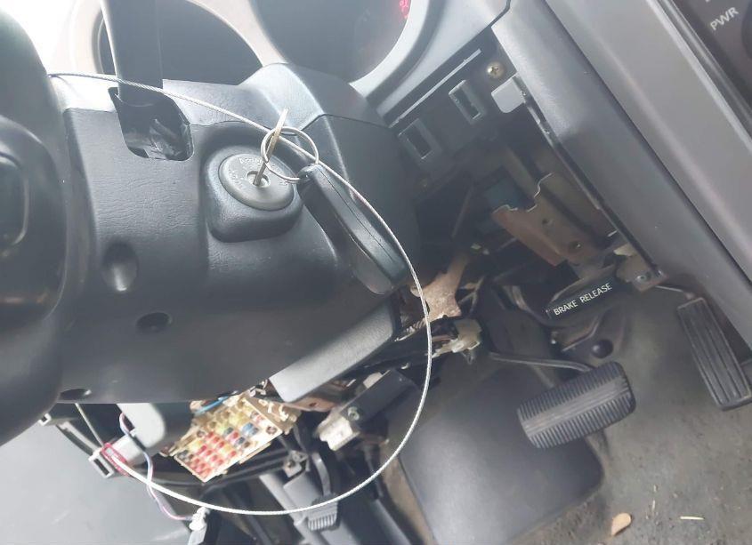 Photo 11 of 2002 Nissan Frontier SE-V6 (VIN 1N6ED29X92C315397)