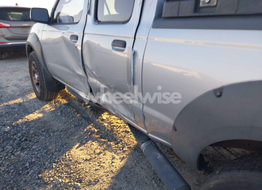 Photo 6 of 2002 Nissan Frontier XE-V6 (VIN 1N6ED29XX2C349090)