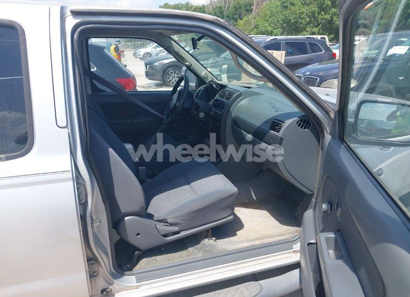 Photo 5 of 2003 Nissan Frontier XE-V6 (VIN 1N6ED29XX3C469019)