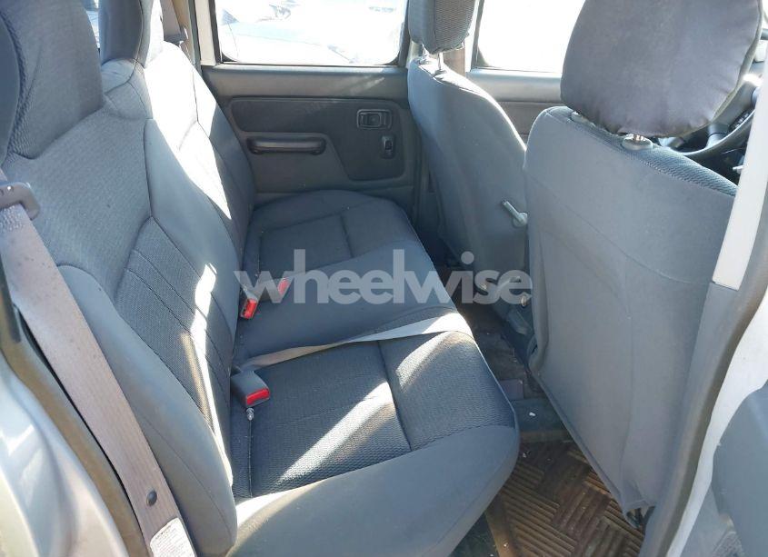 Photo 8 of 2003 Nissan Frontier XE-V6 (VIN 1N6ED29Y23C409535)