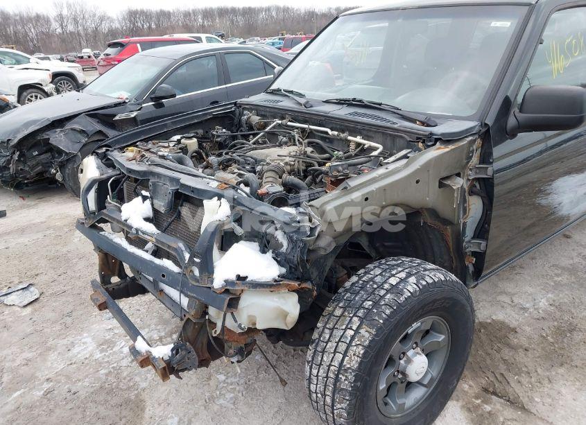 Photo 12 of 2002 Nissan Frontier XE-V6 (VIN 1N6ED29Y52C369207)