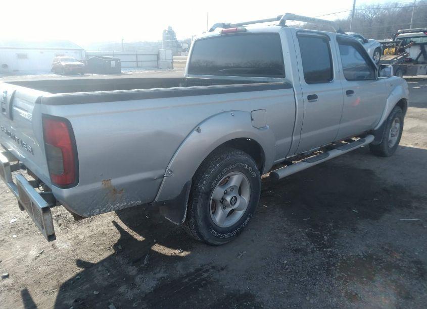 Photo 4 of 2002 Nissan Frontier SE-V6 (VIN 1N6ED29Y82C363708)