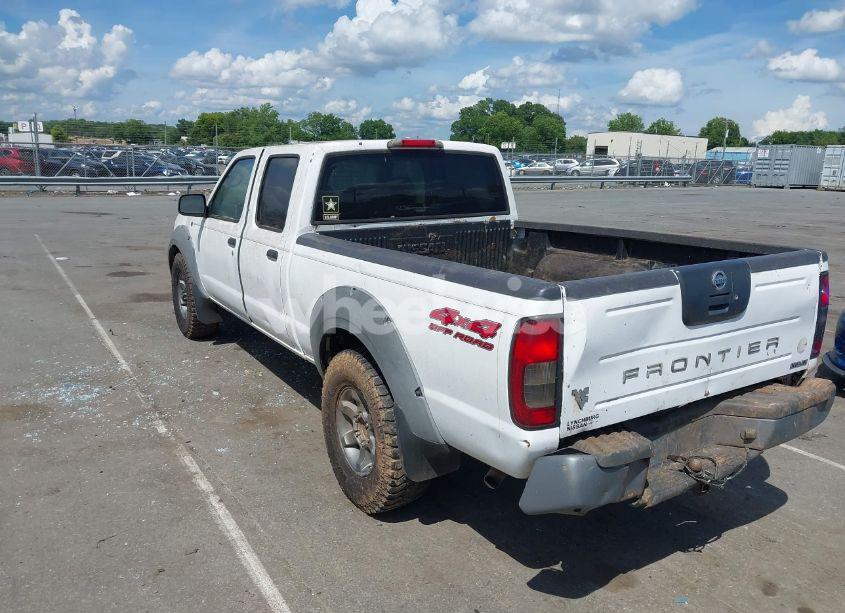 Photo 3 of 2003 Nissan Frontier XE-V6 (VIN 1N6ED29Y83C432902)