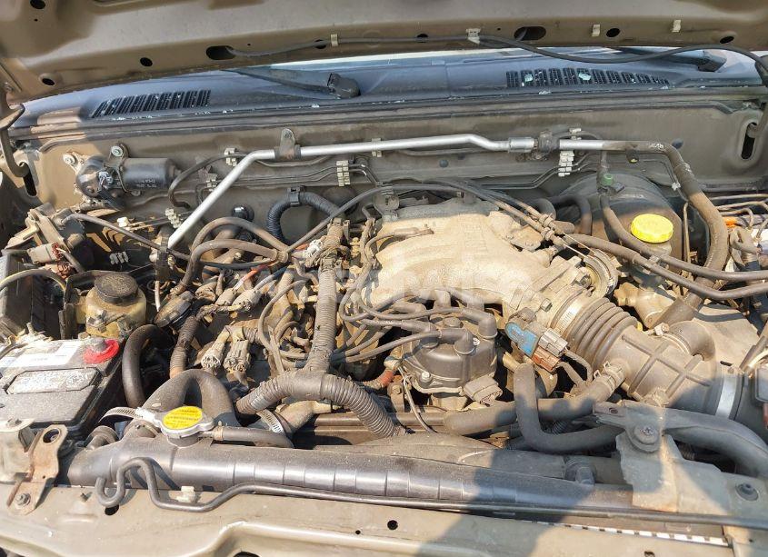 Photo 10 of 2002 Nissan Frontier XE-V6 (VIN 1N6ED29YX2C369056)