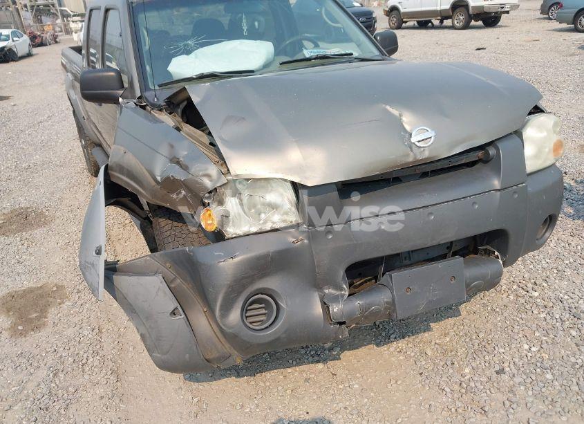 Photo 6 of 2002 Nissan Frontier XE-V6 (VIN 1N6ED29YX2C369056)