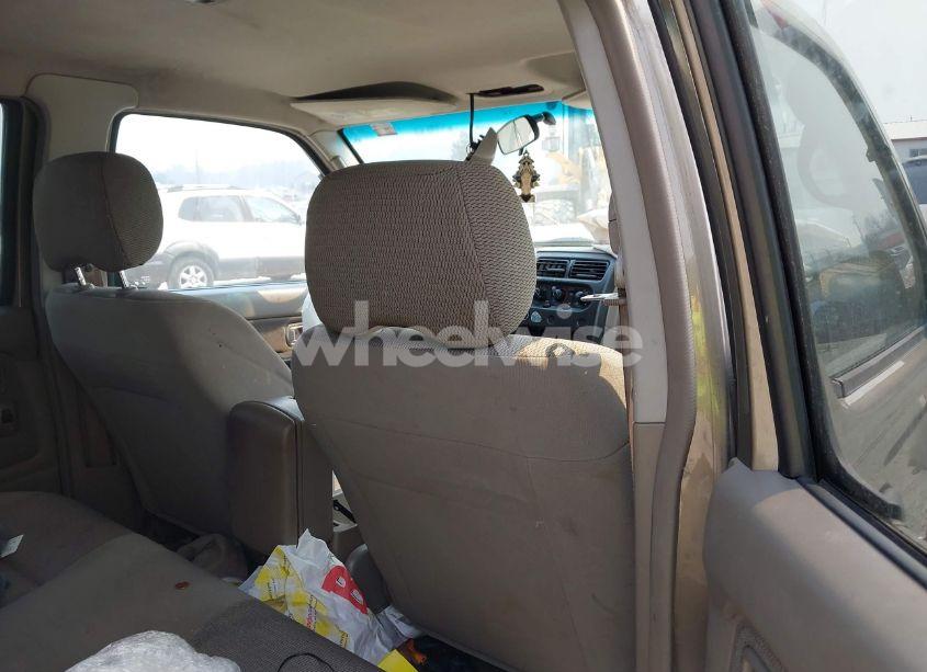 Photo 8 of 2002 Nissan Frontier XE-V6 (VIN 1N6ED29YX2C369056)