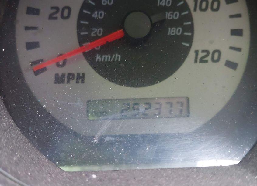 Photo 7 of 2004 Nissan Frontier XE-V6 (VIN 1N6ED29YX4C400888)