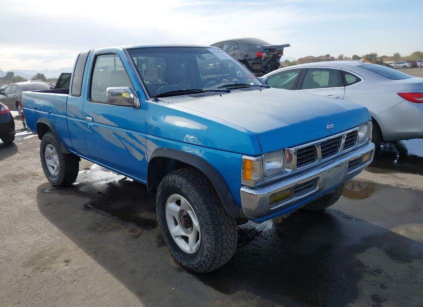 1995 Nissan Truck KING CAB SE/KING CAB XE (VIN 1N6HD16YXSC346470) main photo