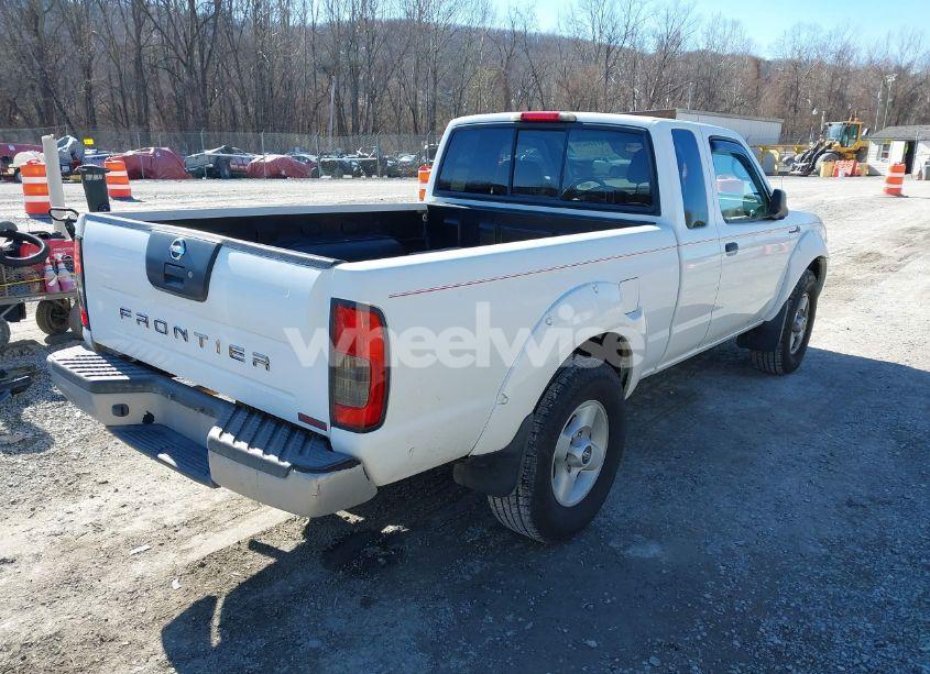 Photo 4 of 2002 Nissan Frontier SVE-V6 (VIN 1N6MD26Y12C363615)