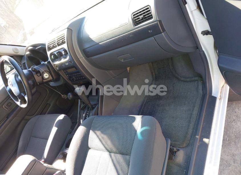 Photo 5 of 2002 Nissan Frontier SVE-V6 (VIN 1N6MD26Y12C363615)