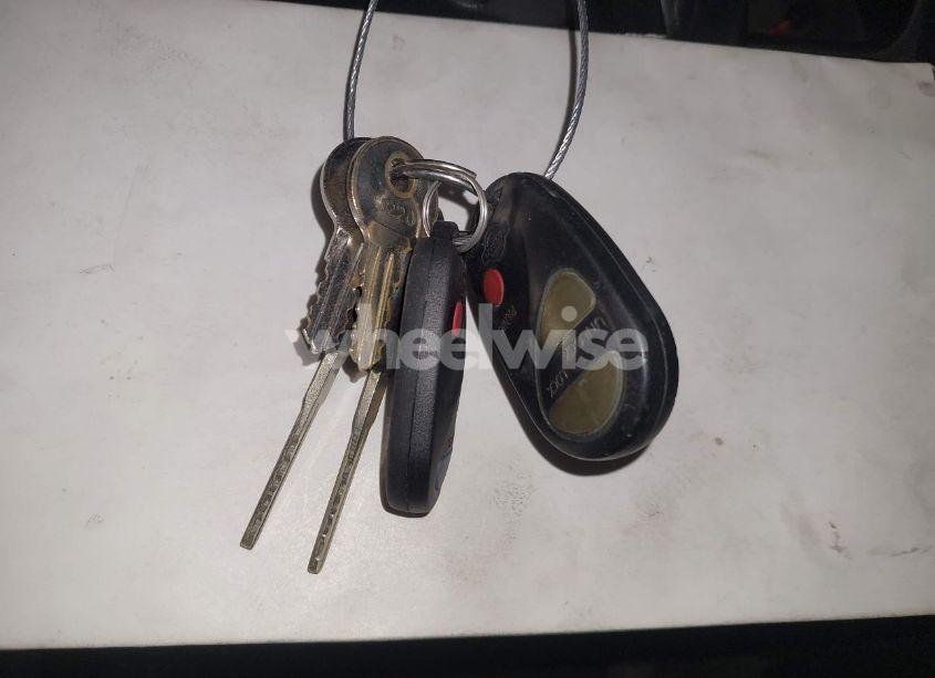 Photo 11 of 2001 Nissan Frontier SC-V6 (VIN 1N6MD27T01C384859)