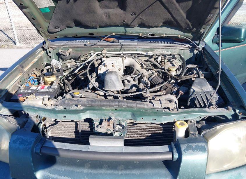 Photo 10 of 2002 Nissan Frontier SC-V6 (VIN 1N6MD27T32C328223)