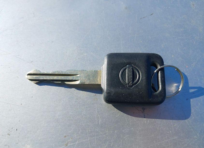 Photo 11 of 2002 Nissan Frontier SC-V6 (VIN 1N6MD27T32C328223)