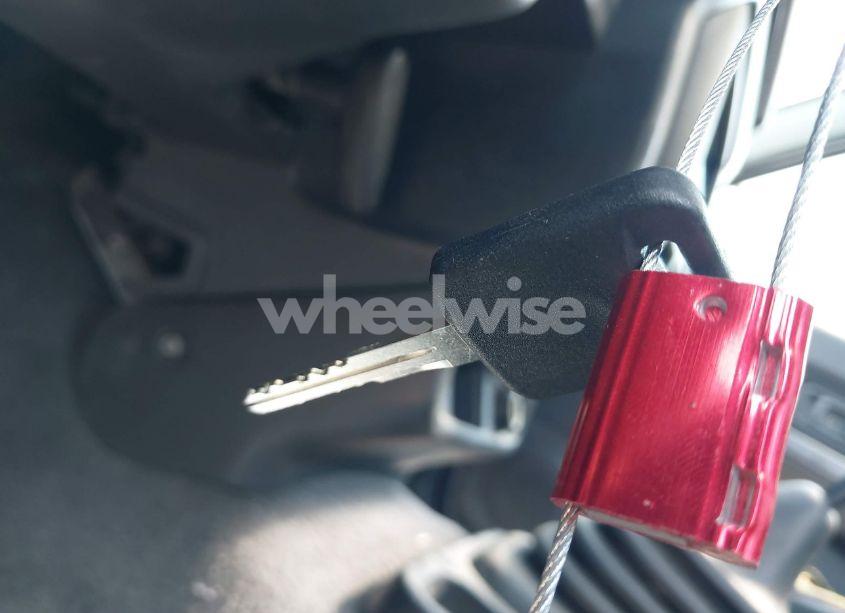 Photo 11 of 2001 Nissan Frontier SC-V6 (VIN 1N6MD27T91C386609)