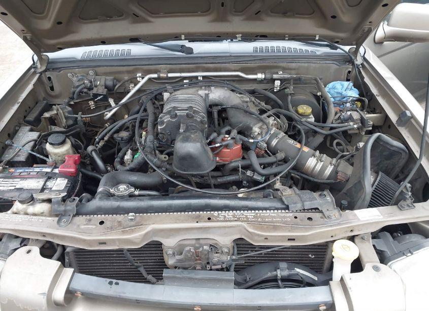 Photo 10 of 2001 Nissan Frontier SC-V6 (VIN 1N6MD27Y61C378088)