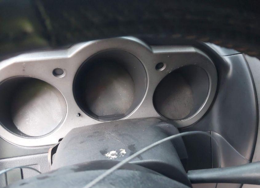 Photo 7 of 2002 Nissan Frontier SC-V6 (VIN 1N6MD29X52C305560)