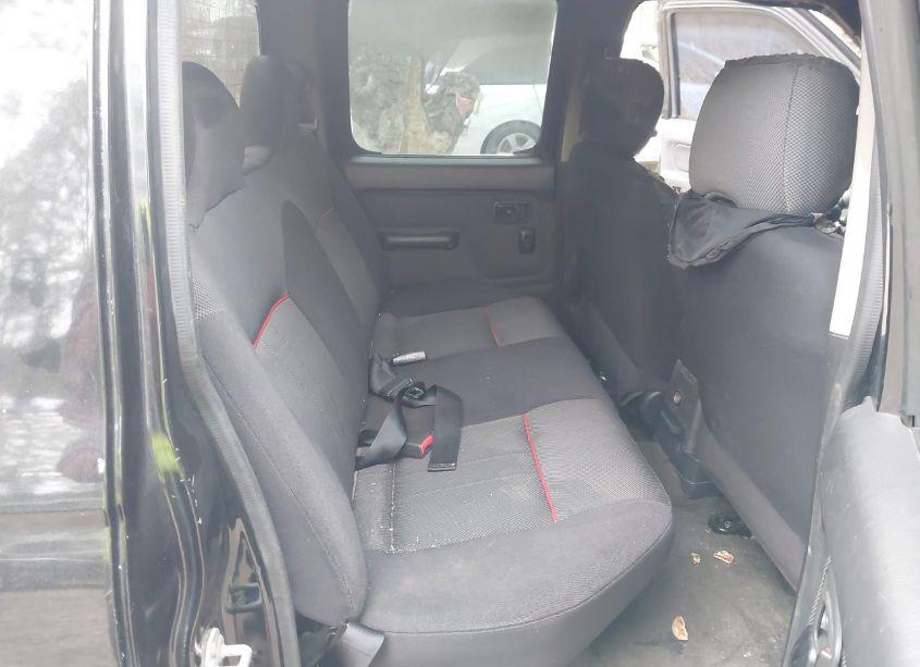 Photo 8 of 2002 Nissan Frontier SC-V6 (VIN 1N6MD29X52C305560)