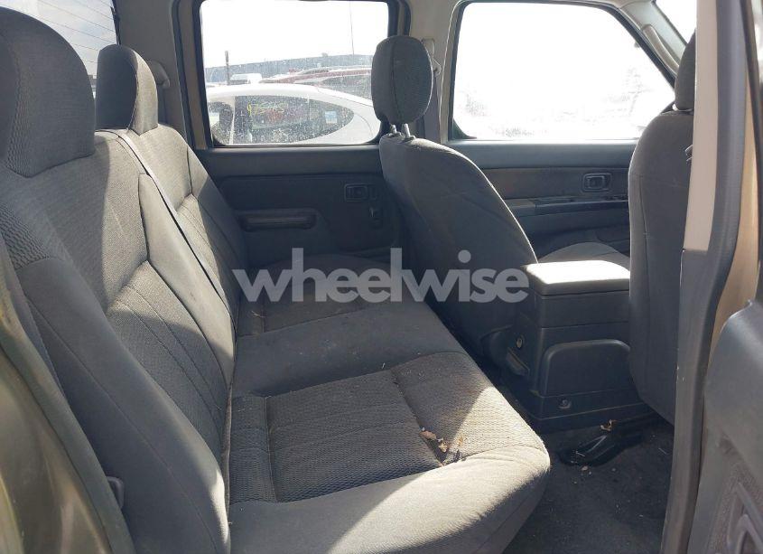 Photo 8 of 2002 Nissan Frontier SVE-V6 (VIN 1N6MD29Y12C362332)