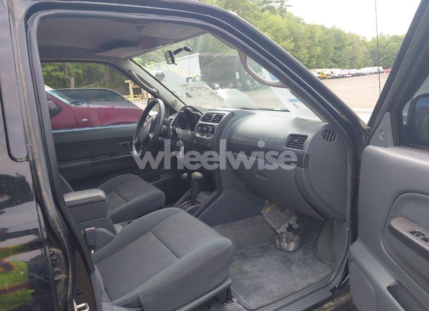 Photo 5 of 2002 Nissan Frontier SVE-V6 (VIN 1N6MD29Y62C385444)