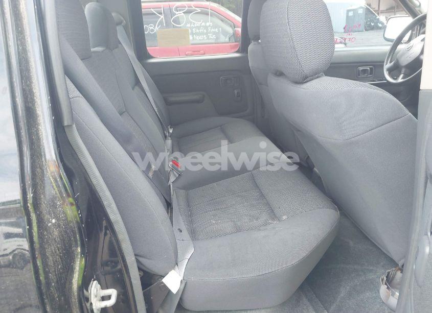 Photo 8 of 2002 Nissan Frontier SVE-V6 (VIN 1N6MD29Y62C385444)