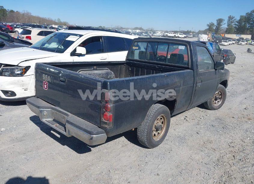 Photo 4 of 1992 Nissan Truck SHORT WHEELBASE (VIN 1N6SD11S0NC322806)