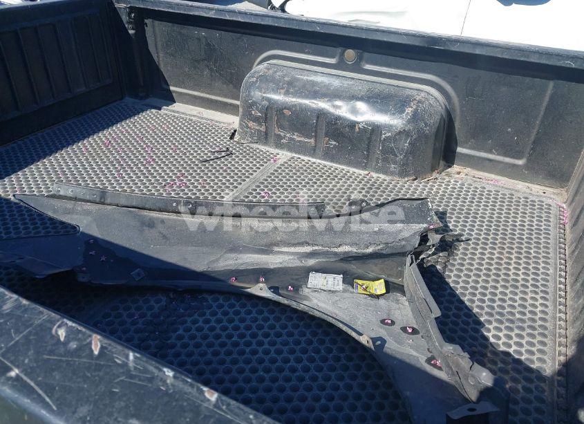 Photo 8 of 1992 Nissan Truck SHORT WHEELBASE (VIN 1N6SD11S0NC322806)