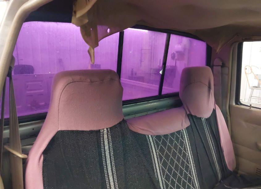 Photo 8 of 1996 Nissan Truck XE (VIN 1N6SD11S0TC376698)