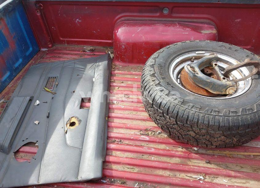 Photo 12 of 1995 Nissan Truck E/XE (VIN 1N6SD11S1SC466215)