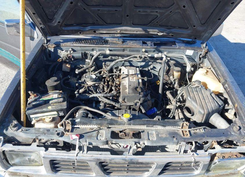 Photo 10 of 1995 Nissan Truck E/XE (VIN 1N6SD11S2SC360369)