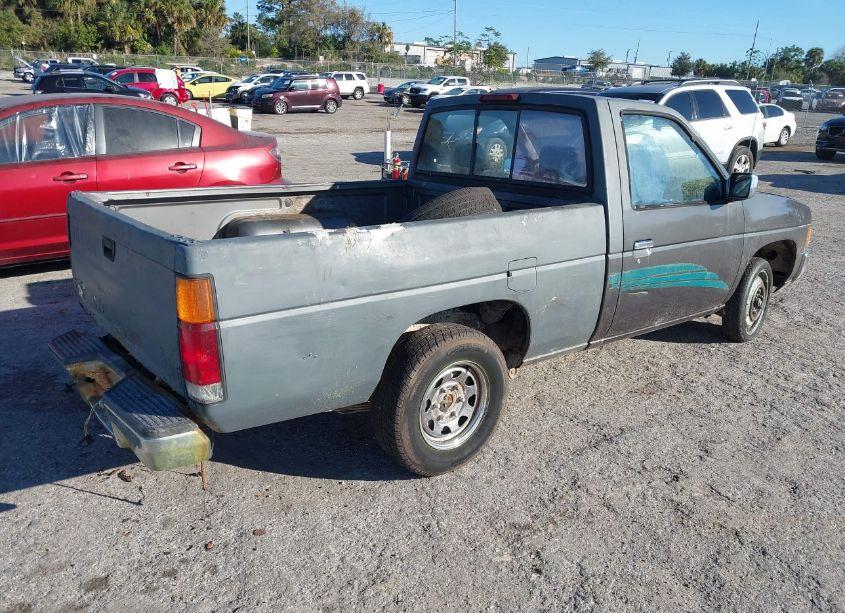 Photo 4 of 1995 Nissan Truck E/XE (VIN 1N6SD11S2SC360369)