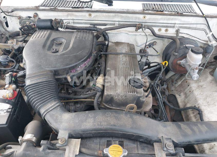 Photo 10 of 1996 Nissan Truck XE (VIN 1N6SD11S2TC360938)