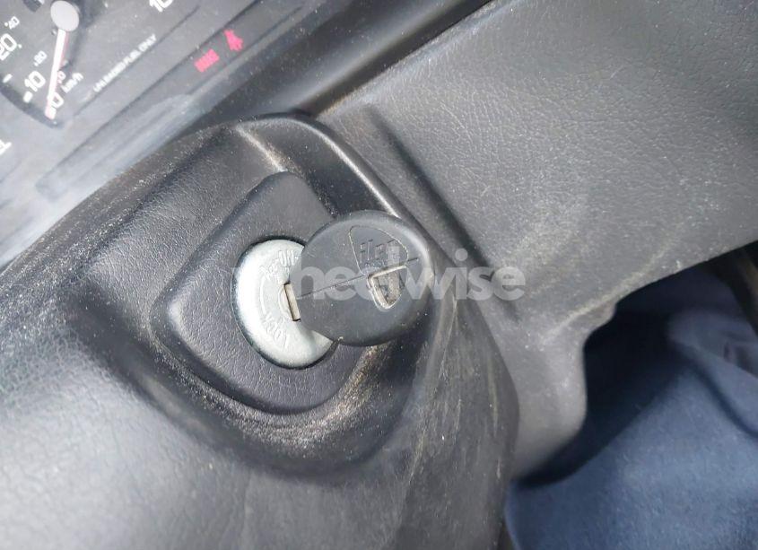 Photo 11 of 1996 Nissan Truck XE (VIN 1N6SD11S2TC360938)