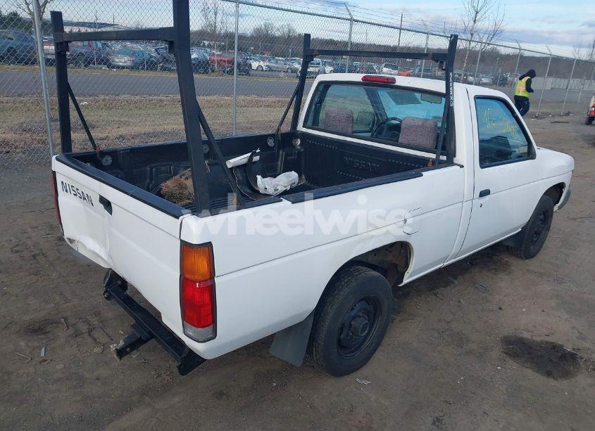 Photo 4 of 1996 Nissan Truck XE (VIN 1N6SD11S2TC360938)
