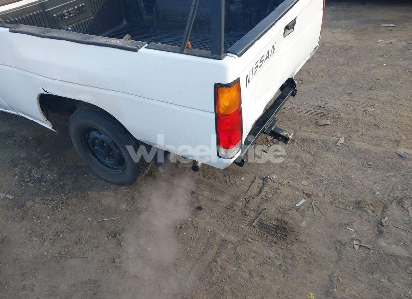 Photo 6 of 1996 Nissan Truck XE (VIN 1N6SD11S2TC360938)