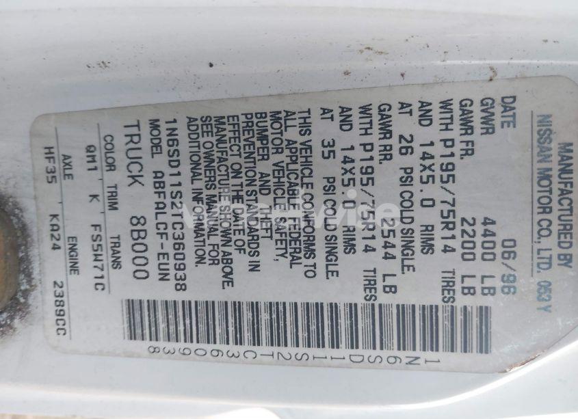 Photo 9 of 1996 Nissan Truck XE (VIN 1N6SD11S2TC360938)