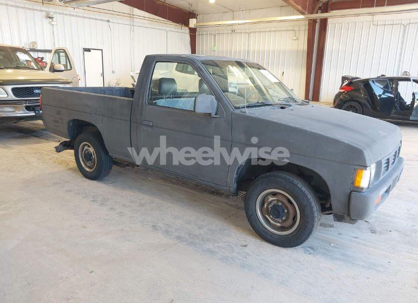 1993 Nissan Truck SHORT WHEELBASE (VIN 1N6SD11S3PC348898) main photo