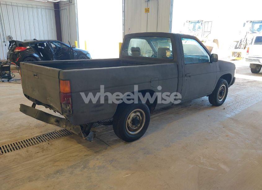Photo 4 of 1993 Nissan Truck SHORT WHEELBASE (VIN 1N6SD11S3PC348898)