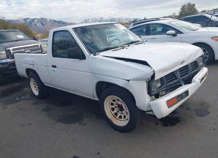 1995 Nissan Truck E/XE (VIN 1N6SD11S3SC425536) main photo