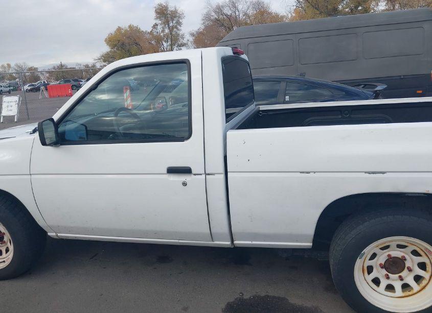 Photo 14 of 1995 Nissan Truck E/XE (VIN 1N6SD11S3SC425536)