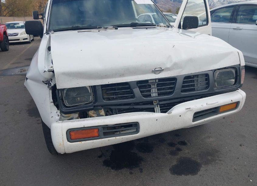 Photo 6 of 1995 Nissan Truck E/XE (VIN 1N6SD11S3SC425536)