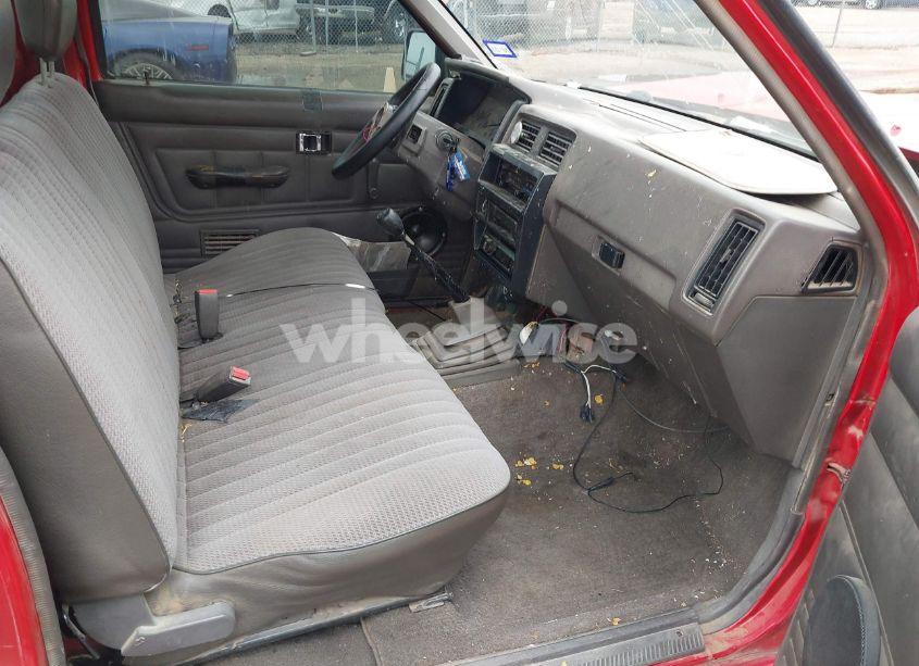 Photo 5 of 1992 Nissan Truck SHORT WHEELBASE (VIN 1N6SD11S4NC336627)