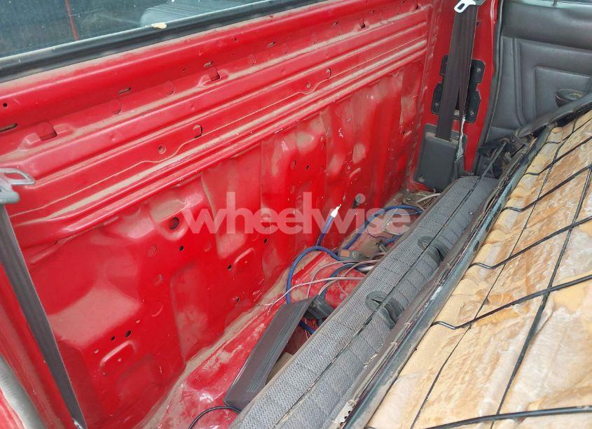 Photo 8 of 1992 Nissan Truck SHORT WHEELBASE (VIN 1N6SD11S4NC336627)