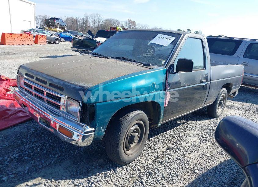 Photo 2 of 1992 Nissan Truck SHORT WHEELBASE (VIN 1N6SD11S4NC345828)