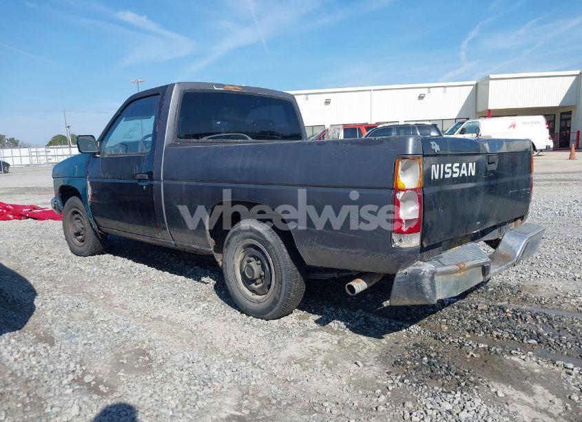 Photo 3 of 1992 Nissan Truck SHORT WHEELBASE (VIN 1N6SD11S4NC345828)