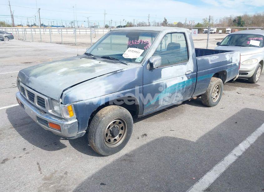 Photo 2 of 1994 Nissan Truck XE (VIN 1N6SD11S4RC322264)