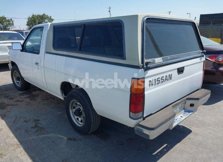 Photo 3 of 1995 Nissan Truck E/XE (VIN 1N6SD11S4SC466984)