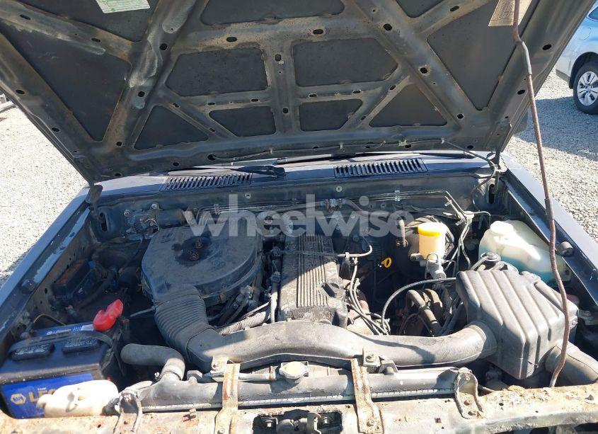 Photo 10 of 1993 Nissan Truck SHORT WHEELBASE (VIN 1N6SD11S5PC420040)