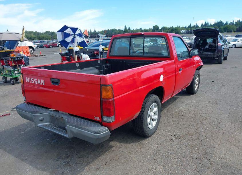 Photo 4 of 1996 Nissan Truck XE (VIN 1N6SD11S5TC334771)