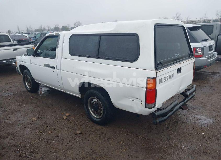 Photo 3 of 1995 Nissan Truck E/XE (VIN 1N6SD11S6SC425305)
