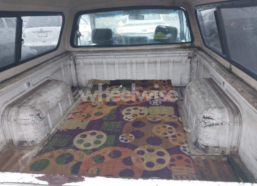 Photo 8 of 1995 Nissan Truck E/XE (VIN 1N6SD11S6SC425305)